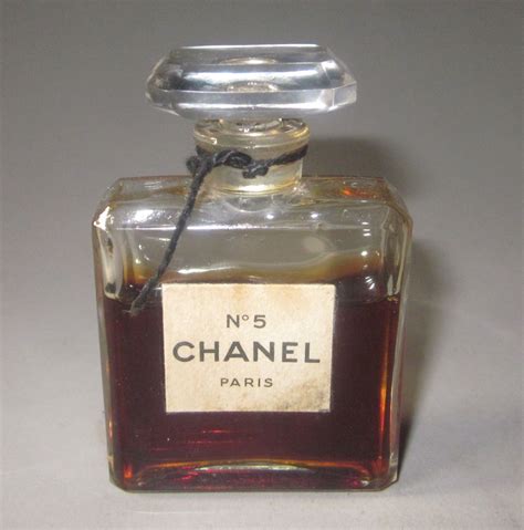 chanel perfume 1930|original Chanel designs.